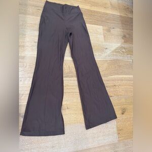 Old Navy Powersoft ribbed knit yoga pants
